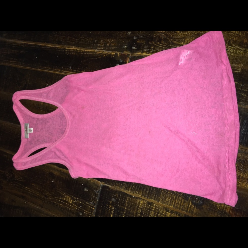Small pink tank